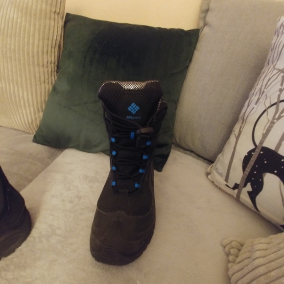 Columbia Boys Size 4 Bugaboot Omni Heat IV - Picture 3 of 7